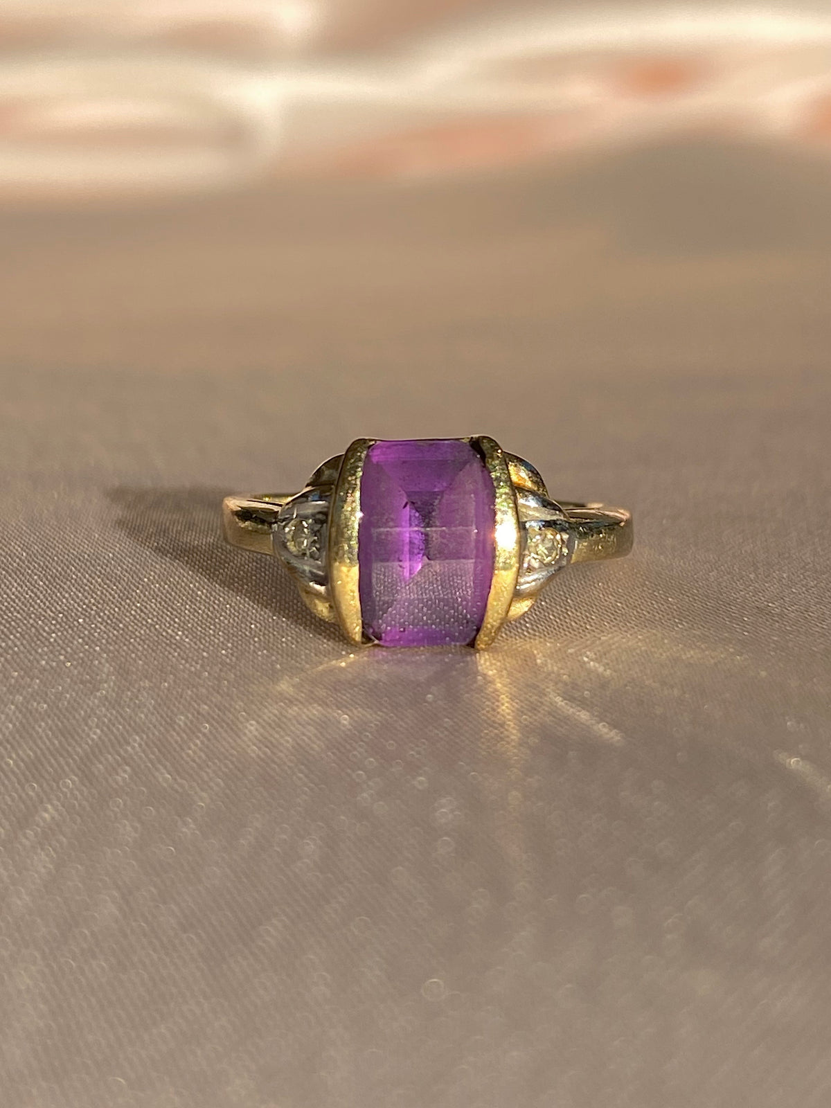 Vintage 9k Amethyst Diamond Scroll Ring