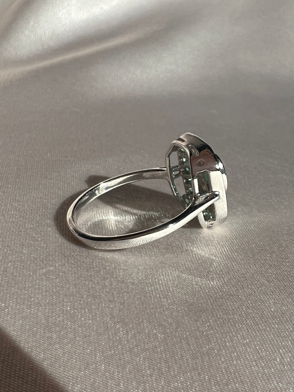 Emerald Diamond White Gold Target Deco Ring