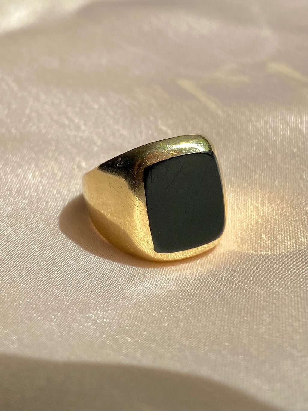 Vintage 9k Onyx Square Signet Ring 1978