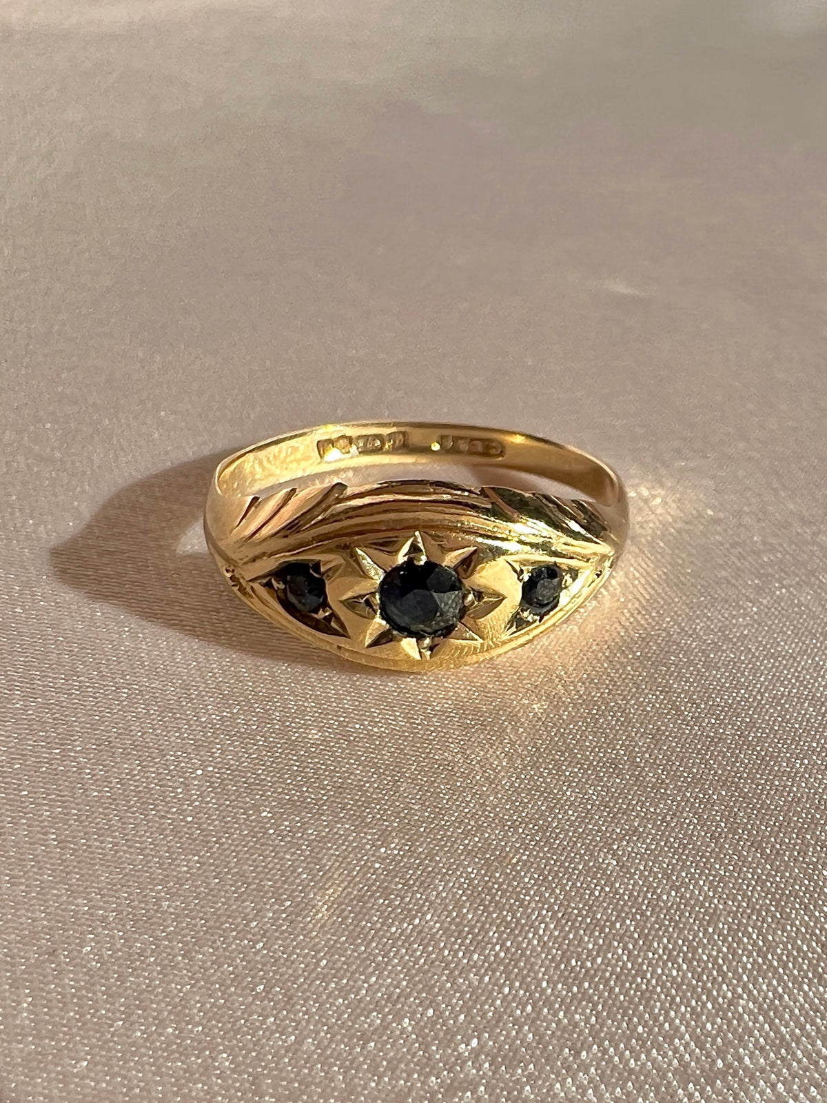 Vintage 9k Sapphire Starburst Trilogy Boat Ring 1982
