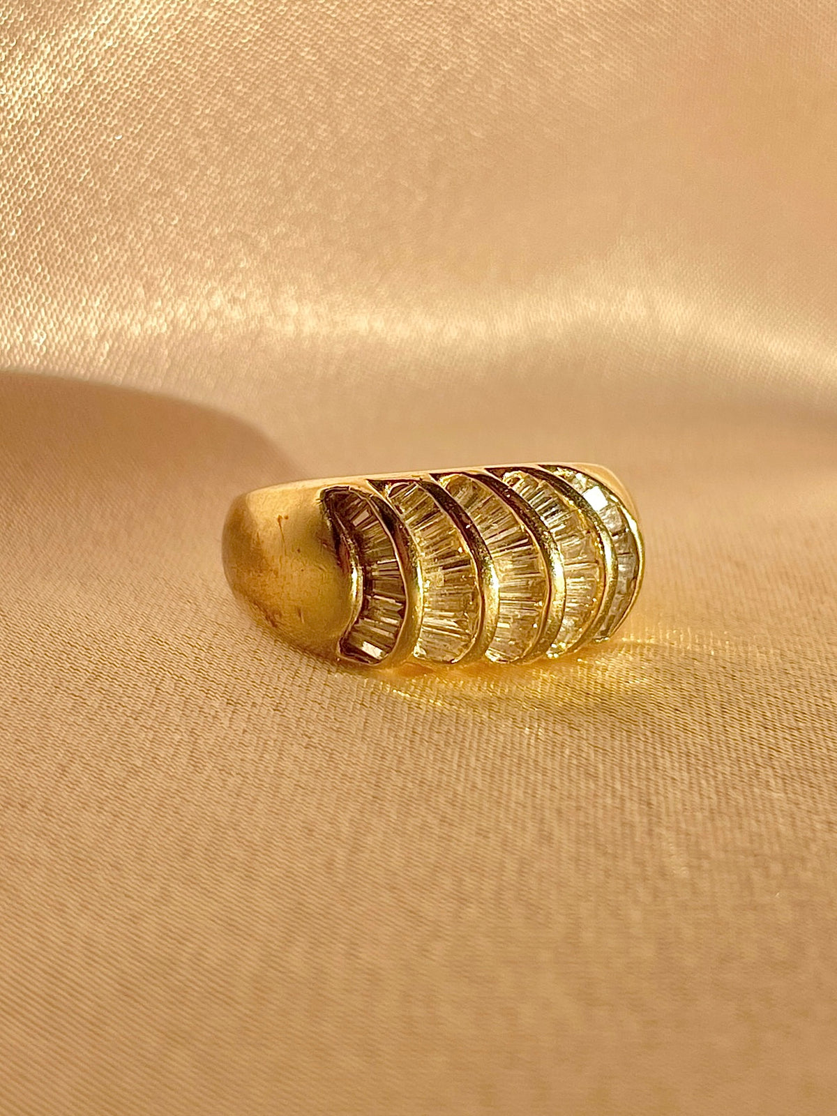 Vintage 14k Baguette Diamond Shell Bombe Ring