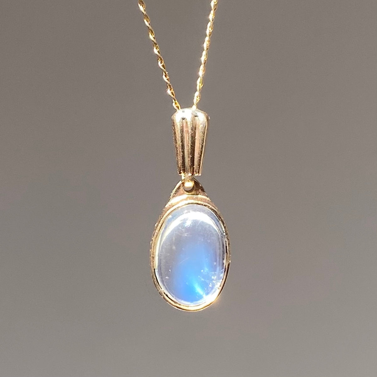 Rainbow Moonstone Cab Pendant by 23carat
