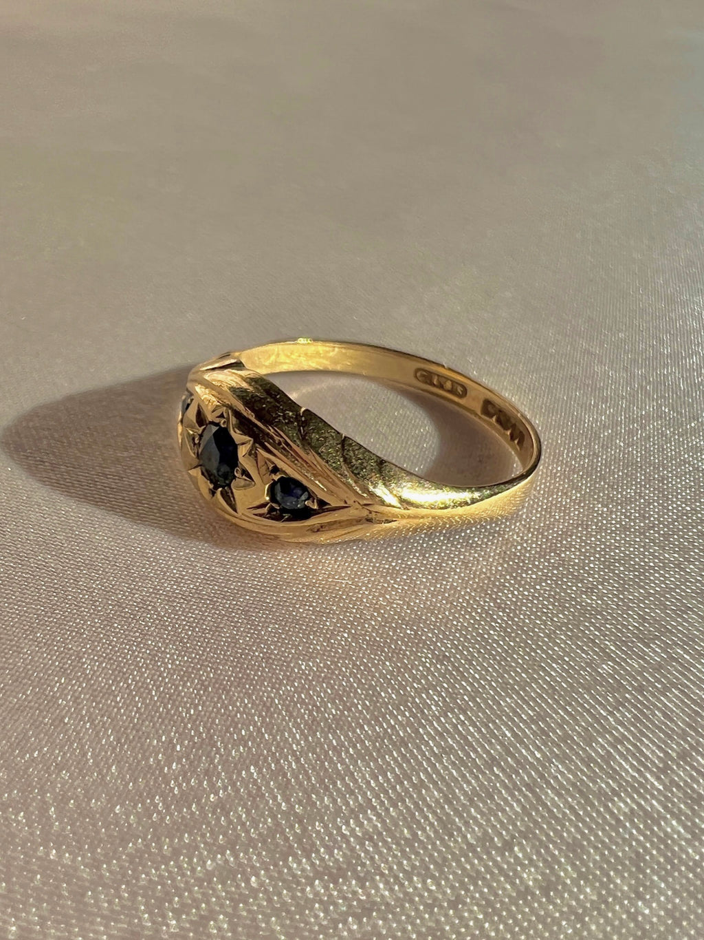 Vintage 9k Sapphire Starburst Trilogy Boat Ring 1982
