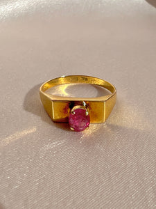 Vintage 18k Ruby Raised Solitaire Ring