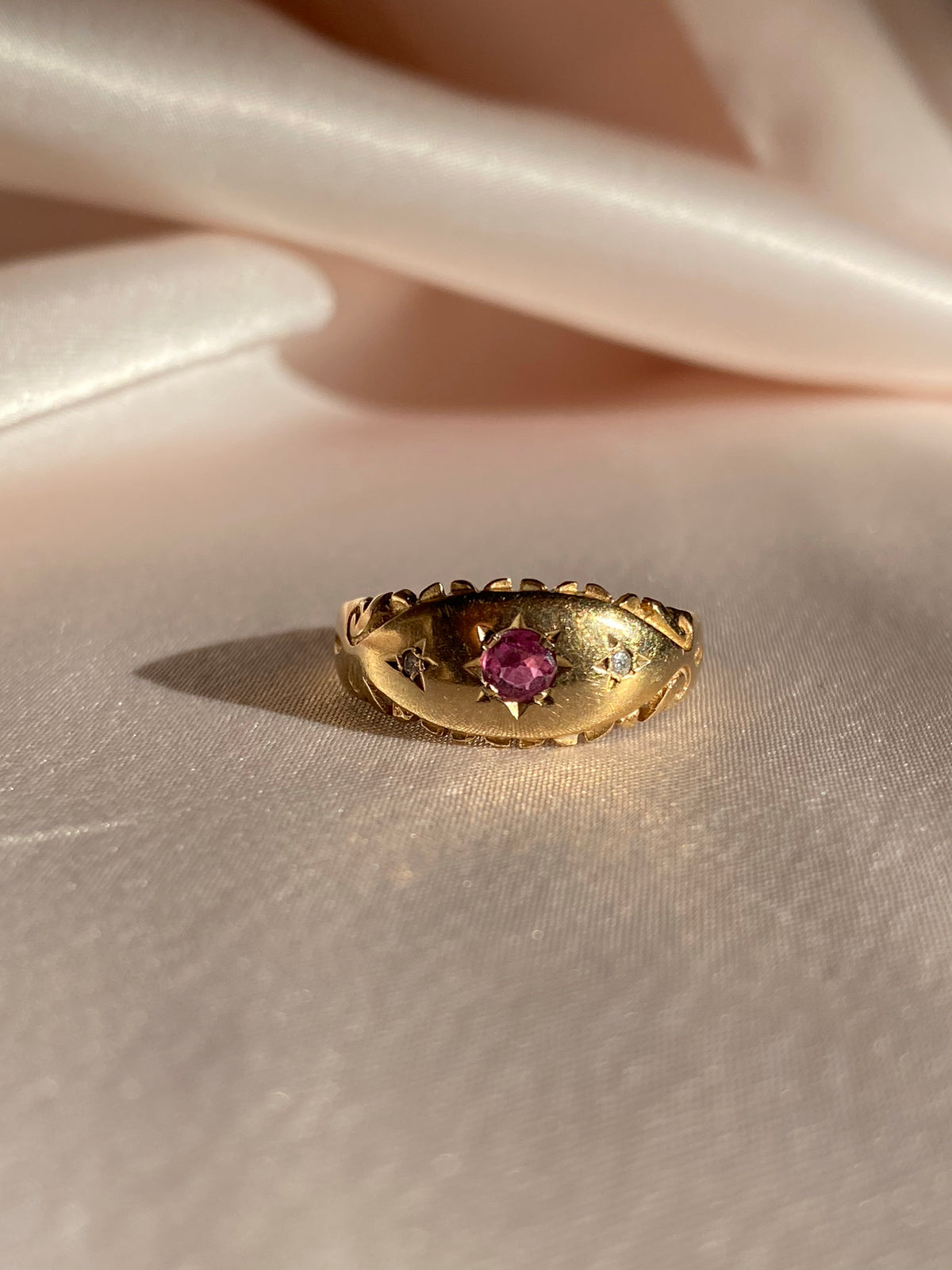 Vintage 9k Gold Ruby and Diamond Starburst Gypsy Ring