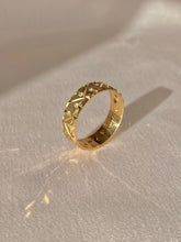 Load image into Gallery viewer, Vintage 9k Diamond Dot Eternity Brushed Ring 1975
