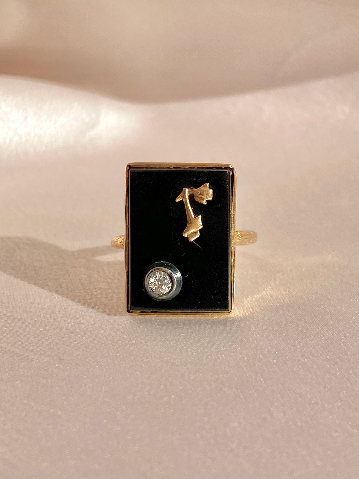 Antique 14k Onyx Diamond R Ring 1890s