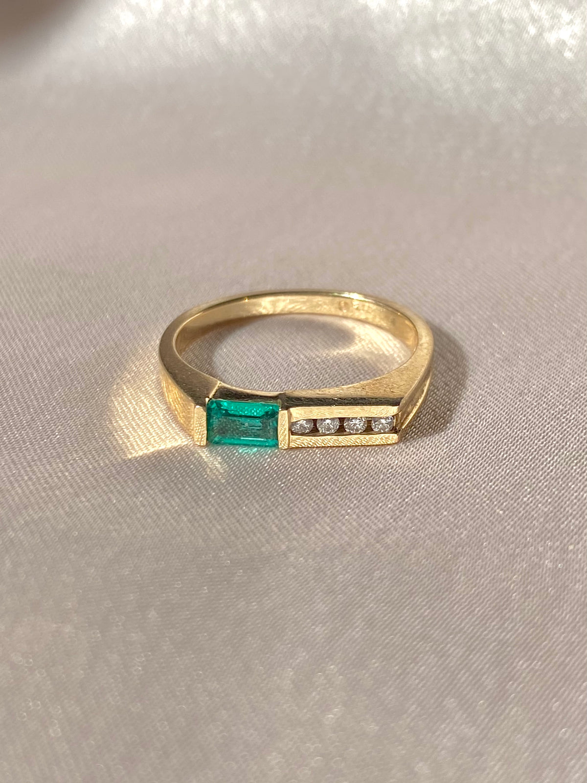 Vintage 10k Modernist Diamond Emerald Ring