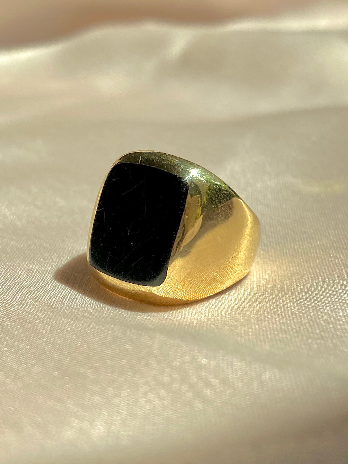 Vintage 9k Onyx Square Signet Ring 1978