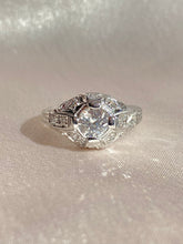 Load image into Gallery viewer, Vintage 14k Diamond Engagement Ring 0.80ctw

