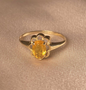 Vintage 10k Citrine Flower Ring
