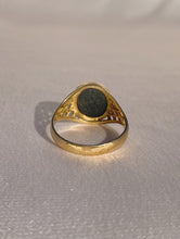 Load image into Gallery viewer, Vintage 9k Onyx Lattice Signet Ring
