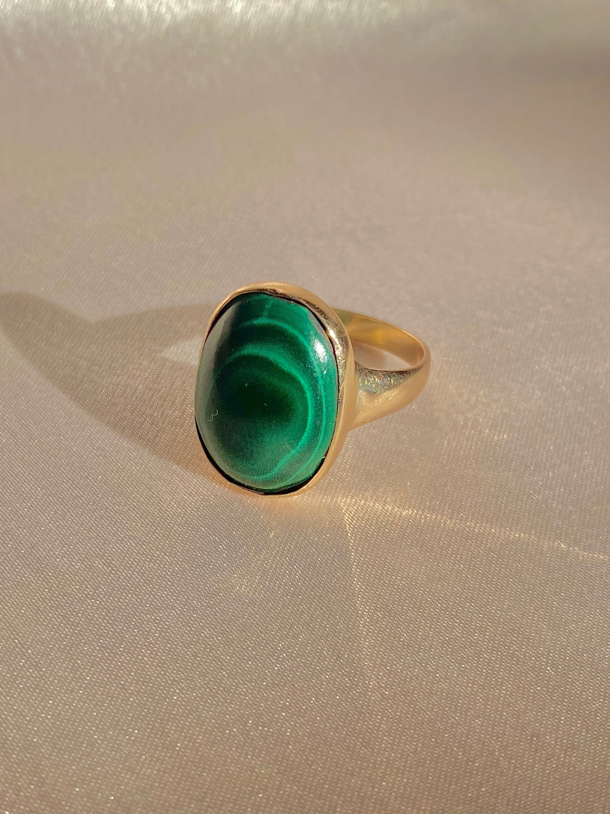 Vintage 10k Malachite Bezel Ring