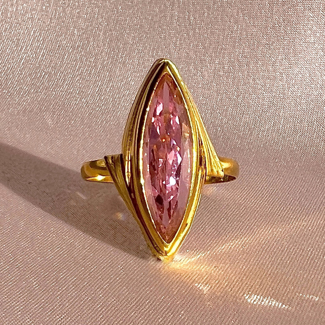 Vintage 18k Pink Elongated Marquise Gemstone Ring – 23carat