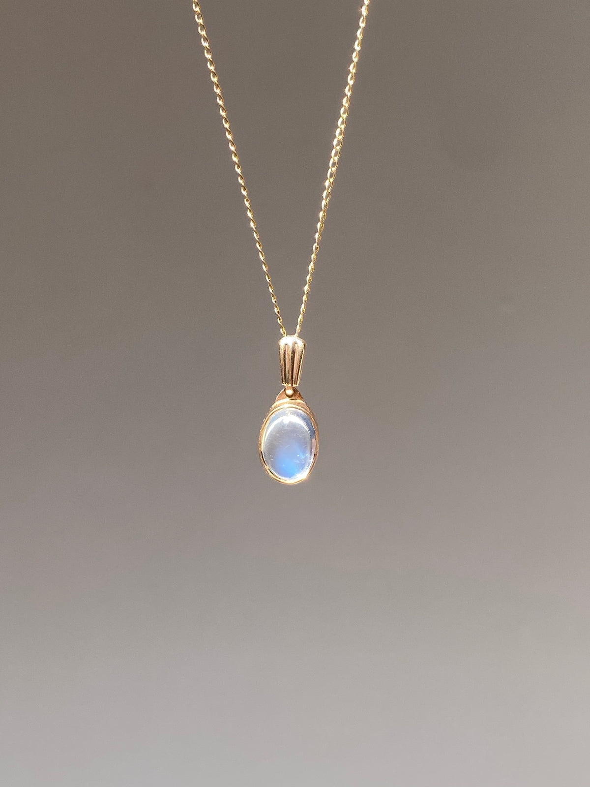 Rainbow Moonstone Cab Pendant by 23carat
