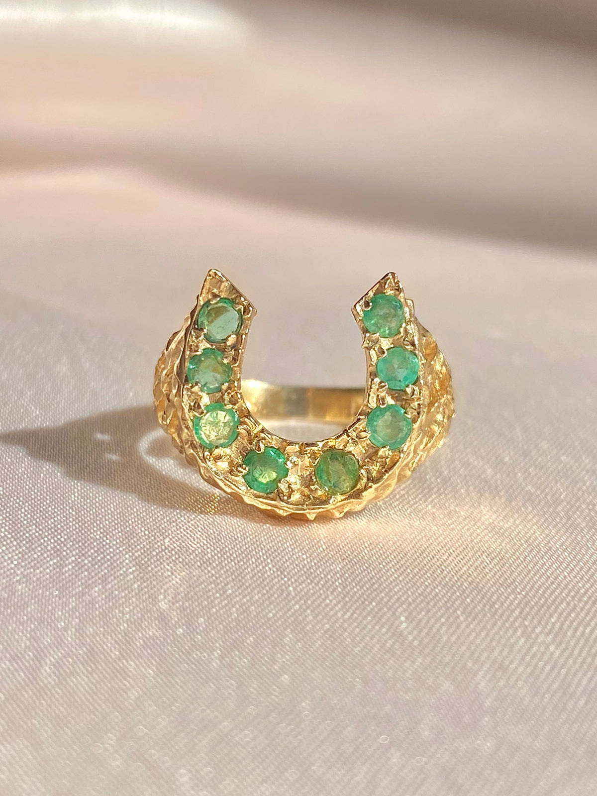 Vintage 9k Emerald Brutalist Horseshoe Ring