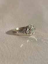 Load image into Gallery viewer, Vintage 18k White Gold Diamond Flower Cluster Ring 1980 0.90CT
