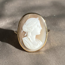 Load image into Gallery viewer, Vintage 9k Cameo Ring
