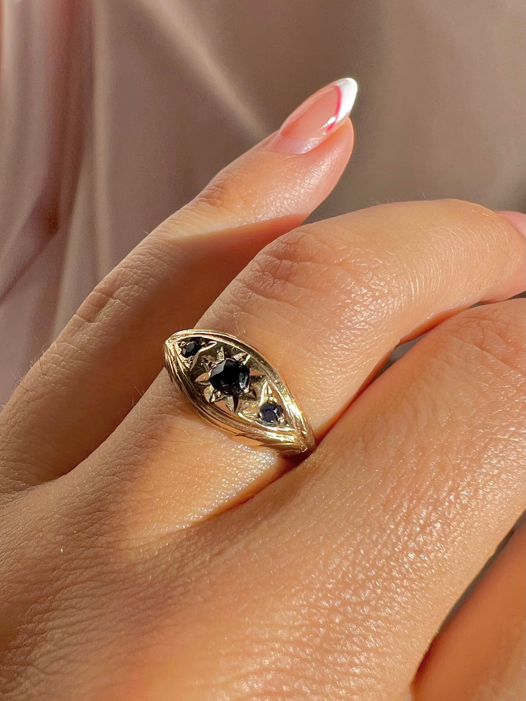 Vintage 9k Sapphire Starburst Trilogy Boat Ring 1982