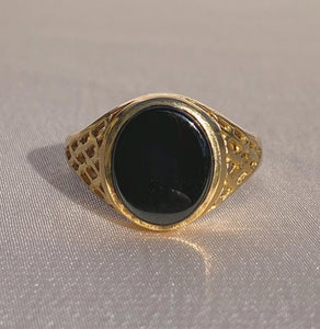 Vintage 9k Onyx Lattice Signet Ring