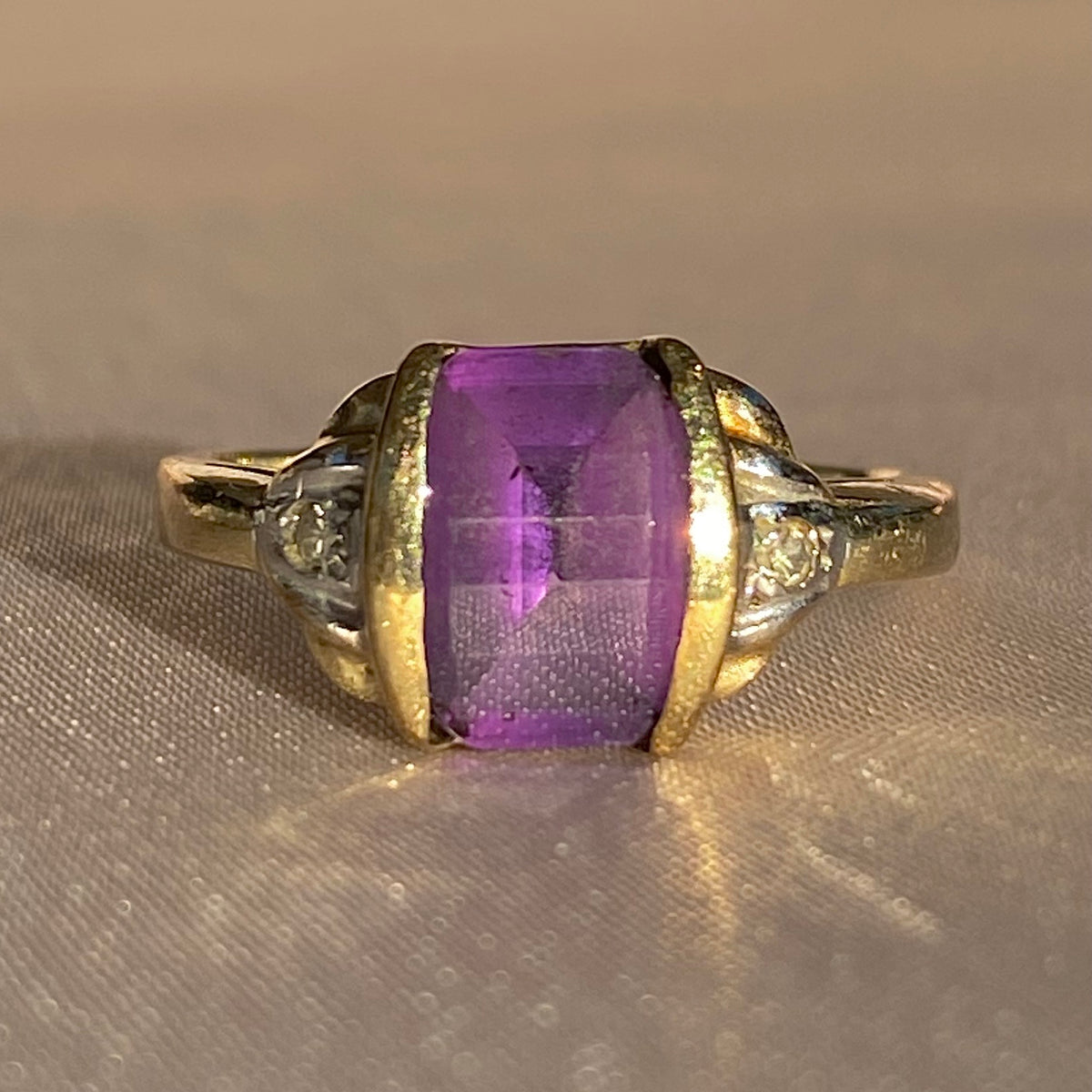 Vintage 9k Amethyst Diamond Scroll Ring