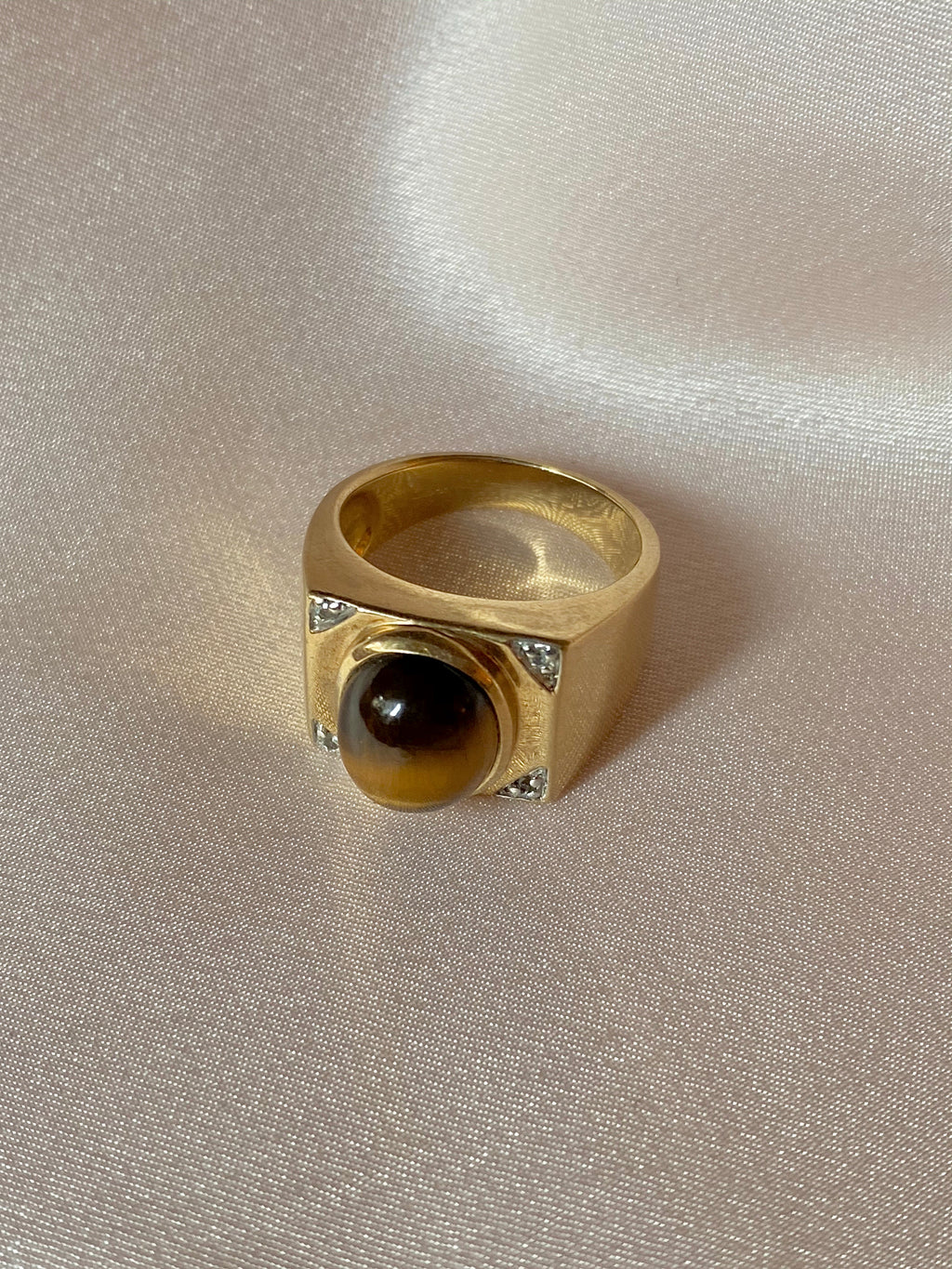 Vintage 9k Tigers Eye Chunky Signet Ring