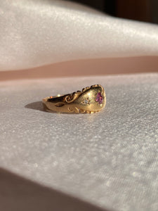 Vintage 9k Gold Ruby and Diamond Starburst Gypsy Ring