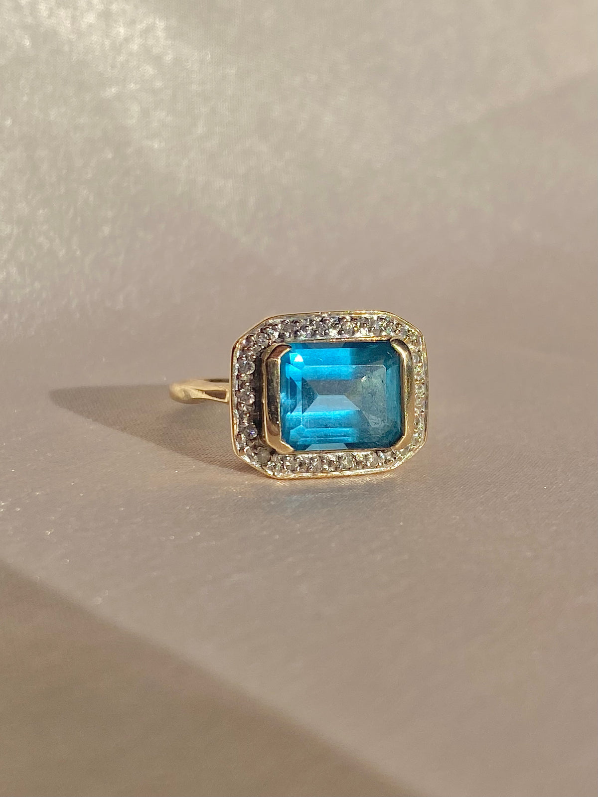 Vintage 14k Topaz Diamond Cocktail Ring