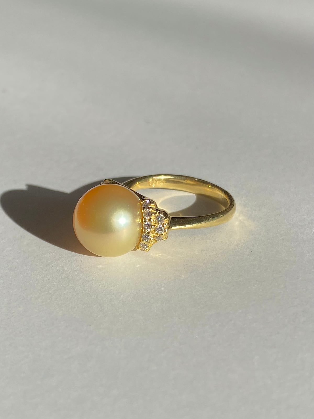 Vintage 18k South Sea Pearl Diamond Ring