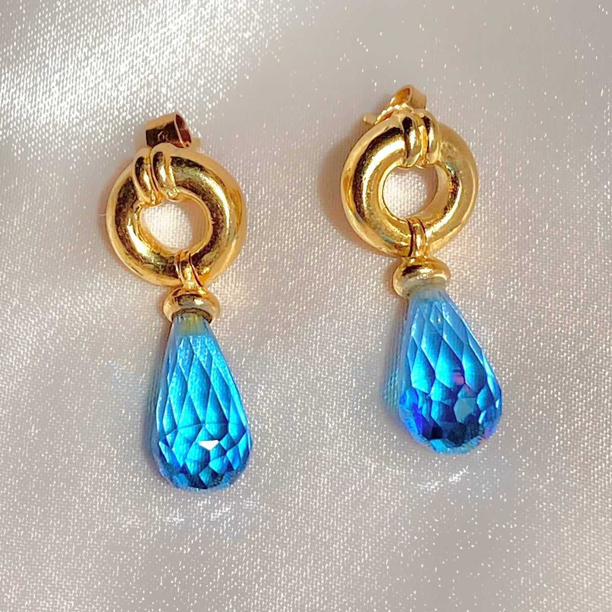 Vintage 9k Topaz Briolette Drop Earrings