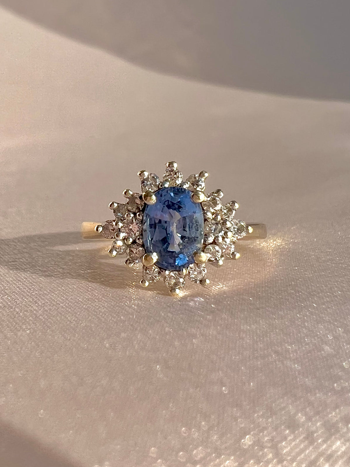 Vintage 9k Sapphire Diamond Cluster 1991