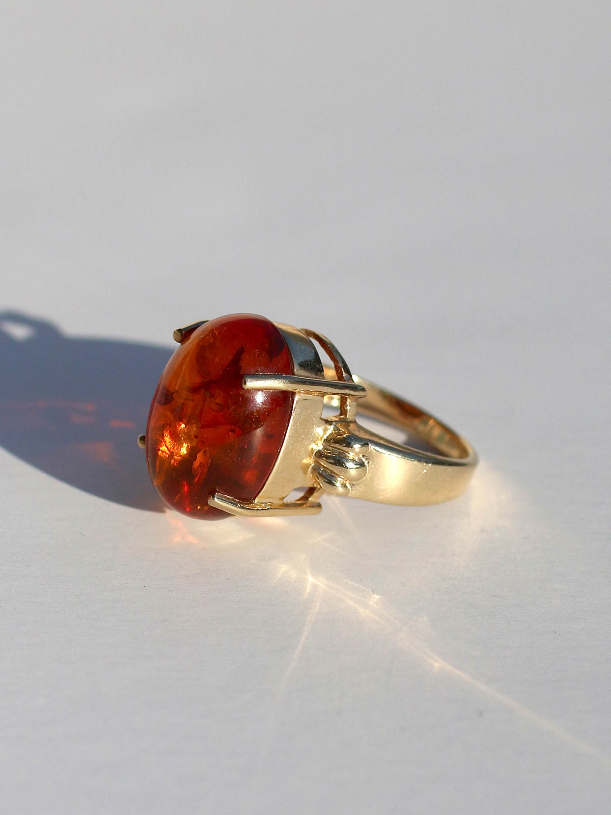 Vintage 9k Amber Cabochon Cocktail Ring