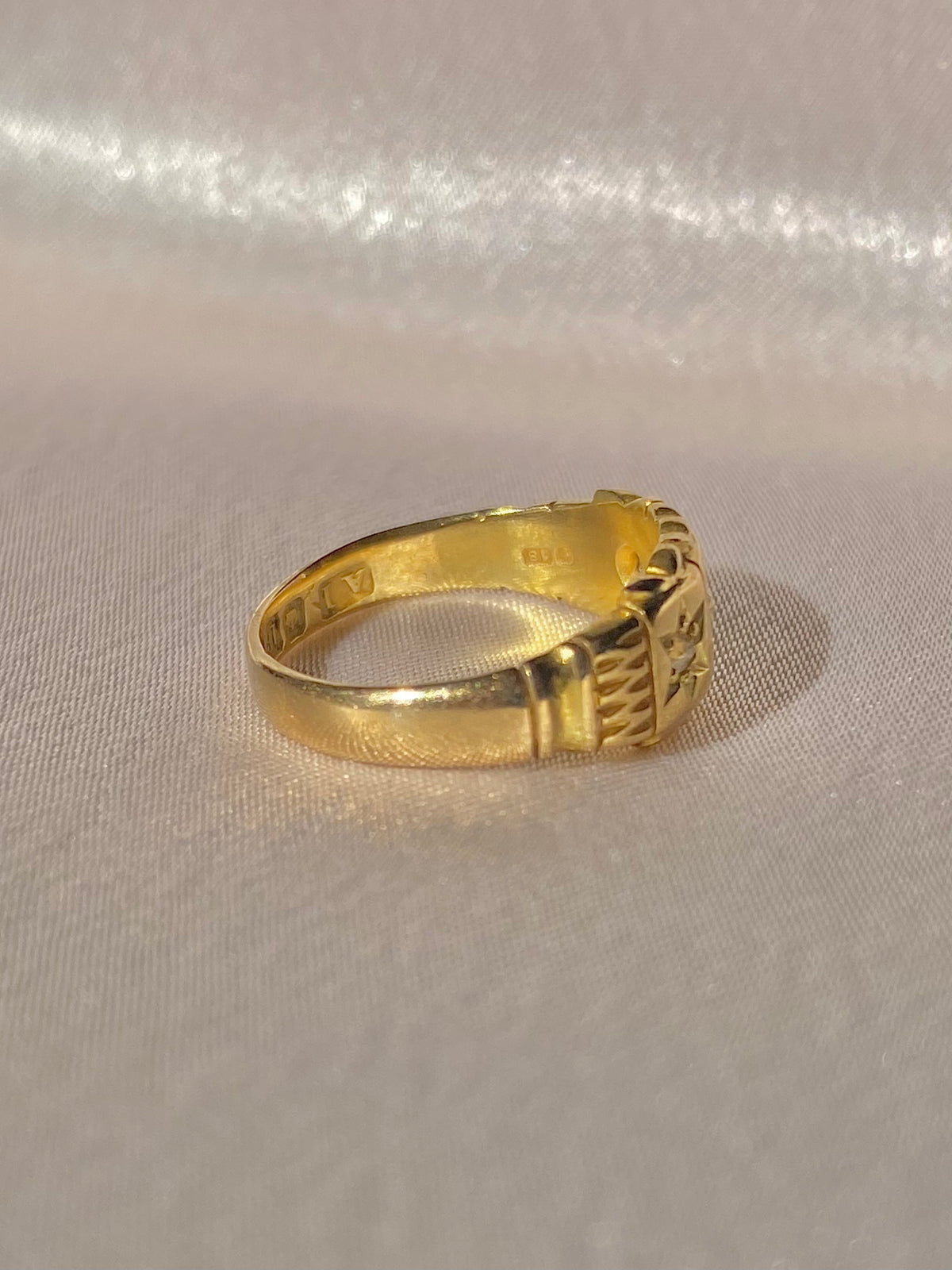 Antique 18k Paneled Trilogy Starburst Gypsy Ring 1900s