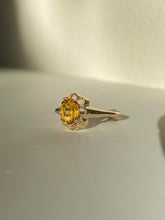 Load image into Gallery viewer, Vintage 10k Citrine Flower Ring
