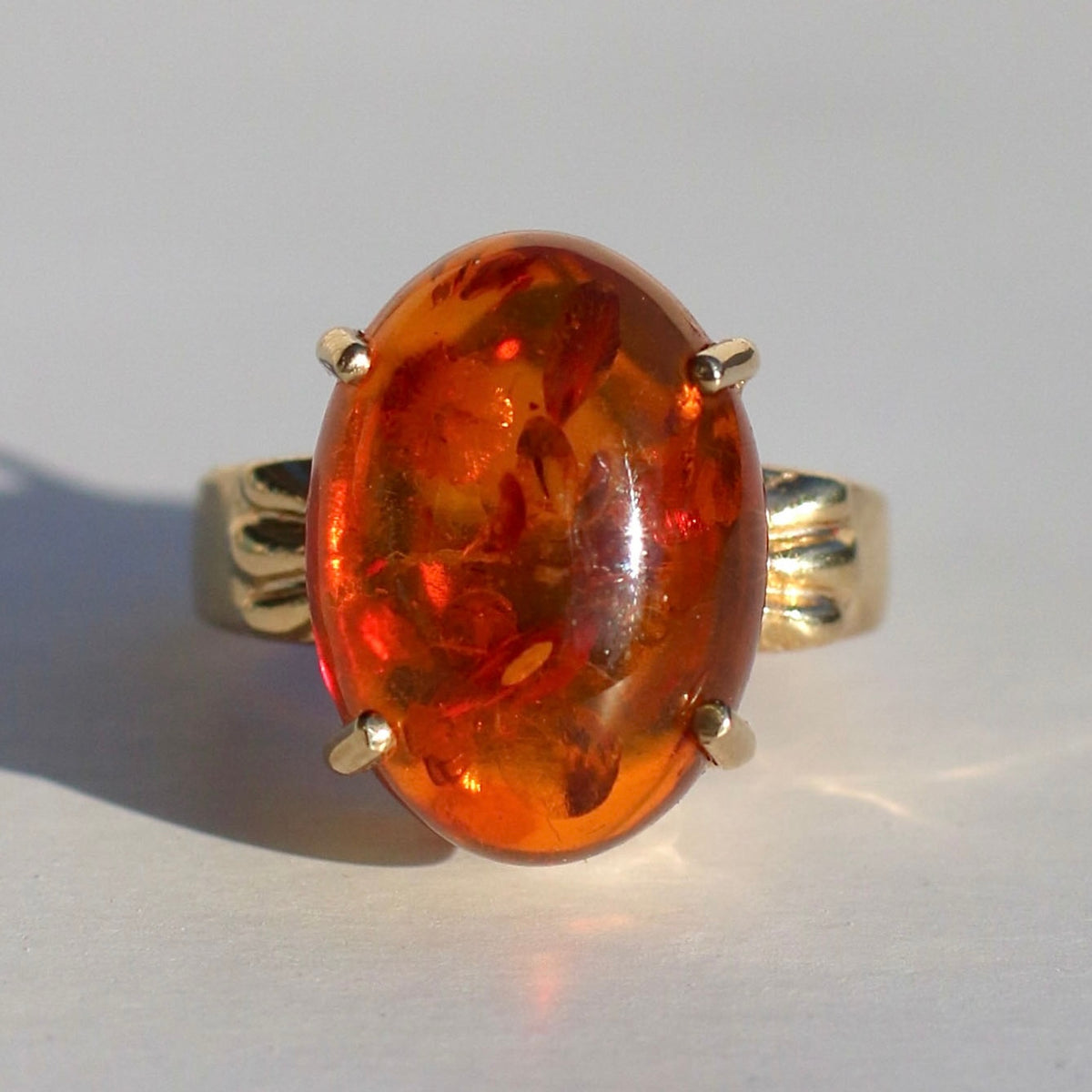 Vintage 9k Amber Cabochon Cocktail Ring