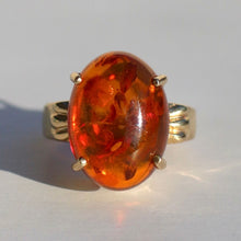 Load image into Gallery viewer, Vintage 9k Amber Cabochon Cocktail Ring

