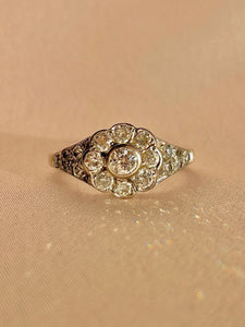 Vintage 18k White Gold Diamond Flower Cluster Ring 1980 0.90CT